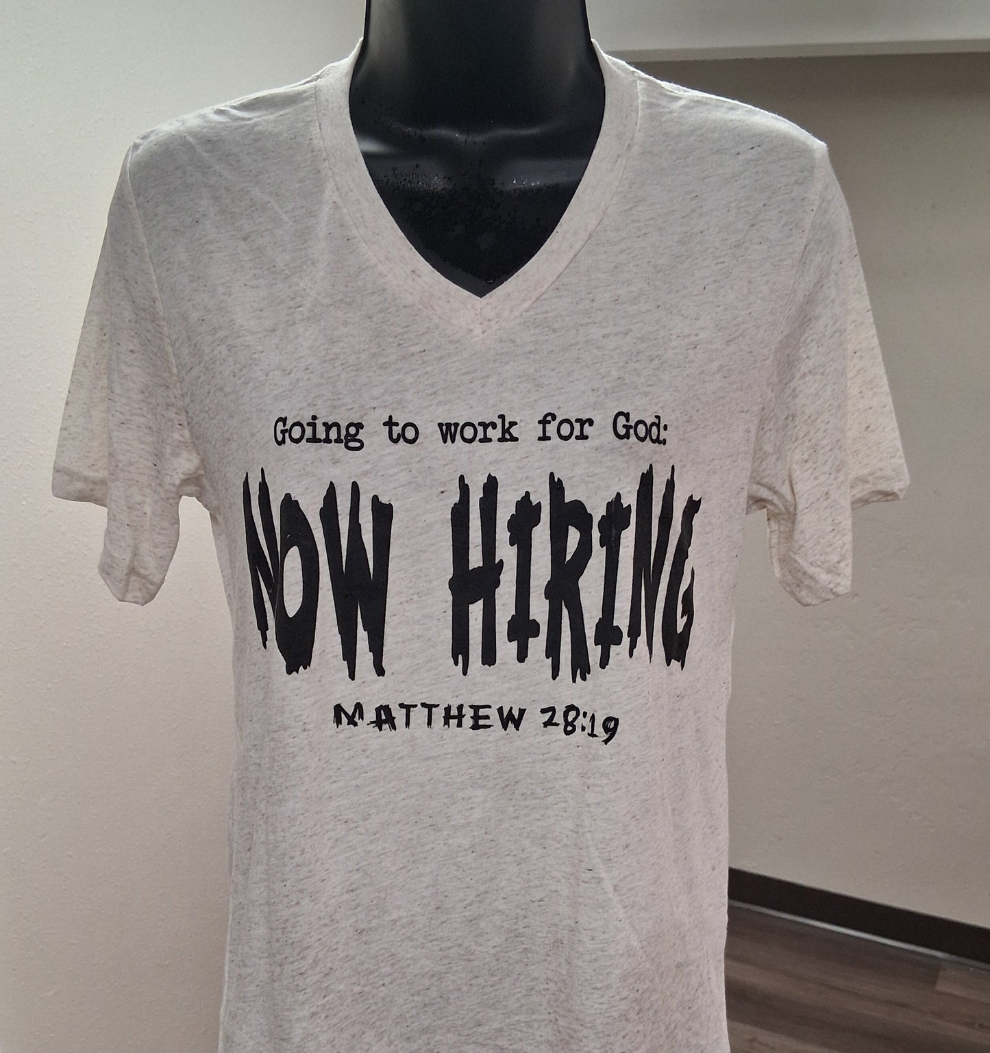 short sleeve v-neck t-shirt 